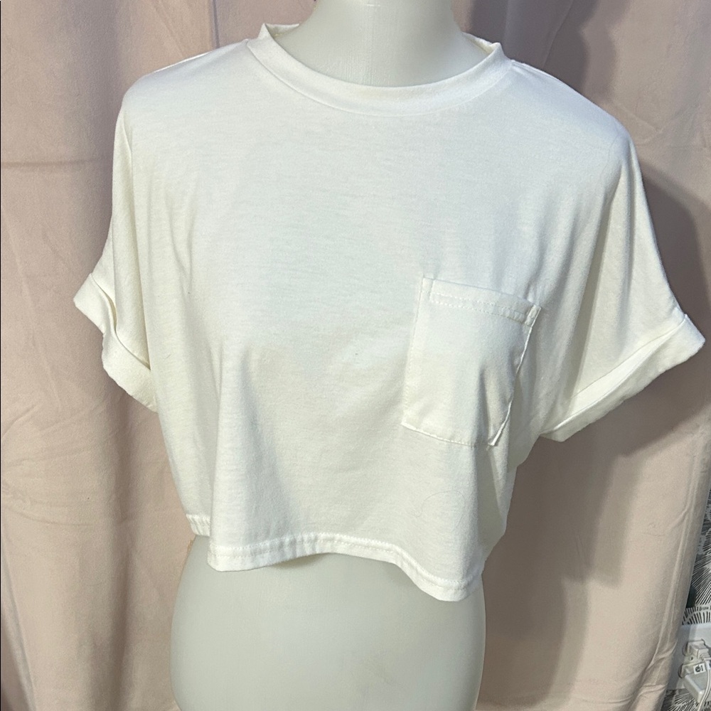 Cute Simple White Cropped Shirt